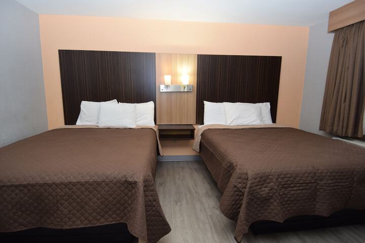 Room 18 of 30