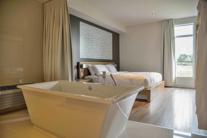 Room 40 of 54