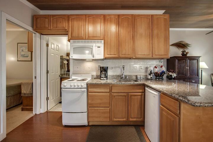 Beachwood Condos & Resort