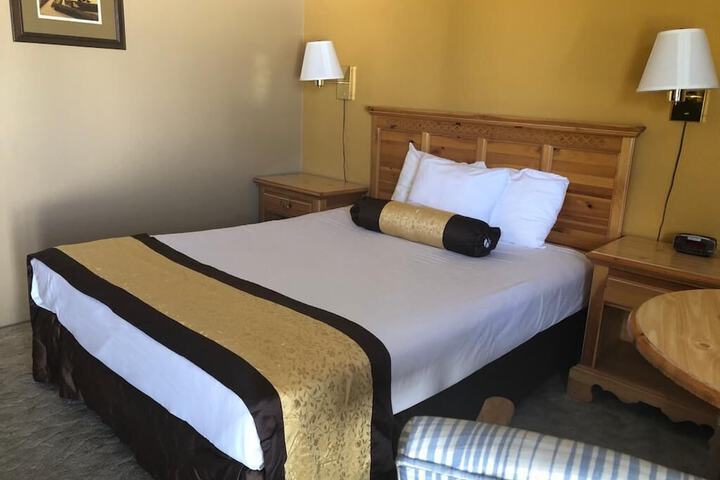 Knights Inn Baker City