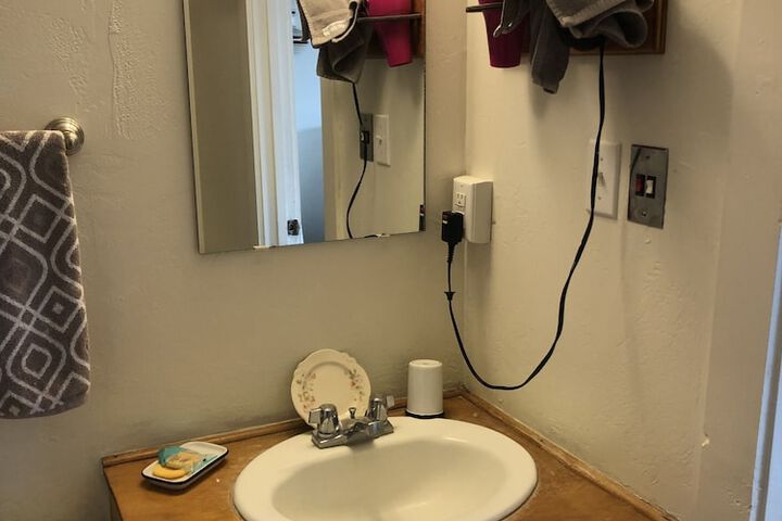 Room 29 of 64