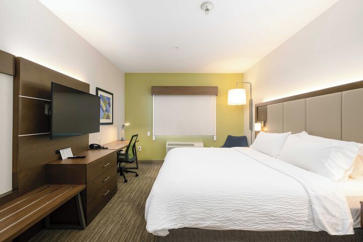Room 21 of 43