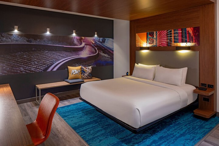 Room 35 of 65