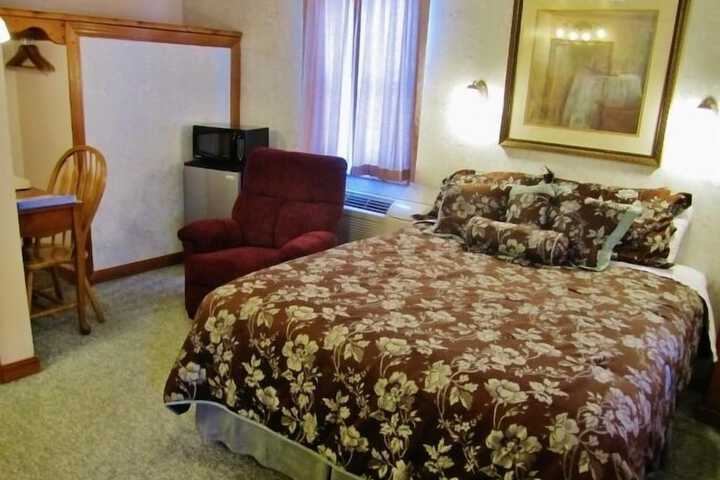 Room 35 of 114