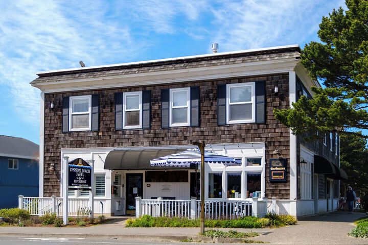 Cannon Beach Hotel Collection