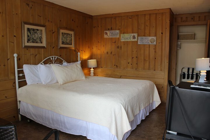 Room 12 of 36