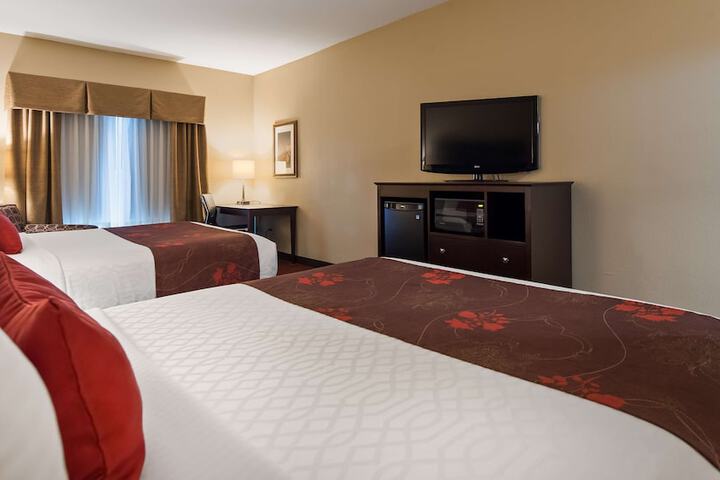 Room 15 of 35