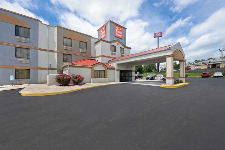 Hotel 2 of 44