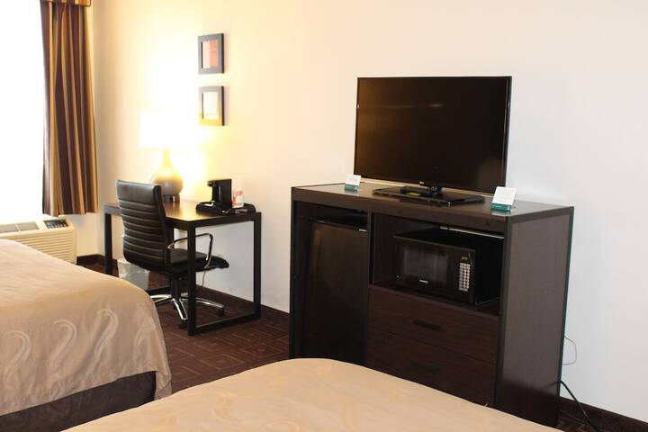 Room 28 of 37