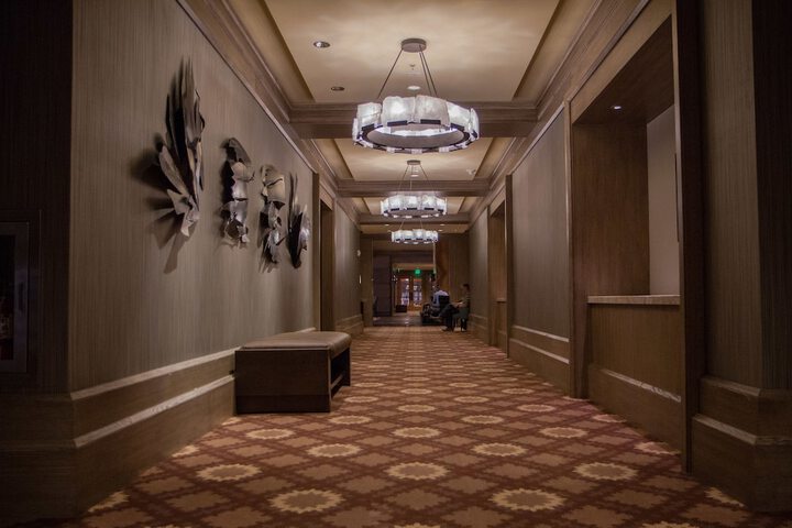 Ballroom/Hall 46 of 64