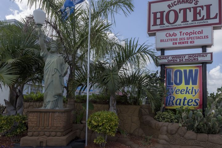 Hotel 3 of 72