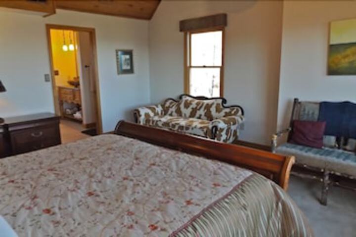 Room 3 of 63
