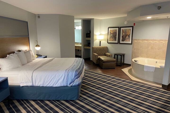 Room 16 of 49