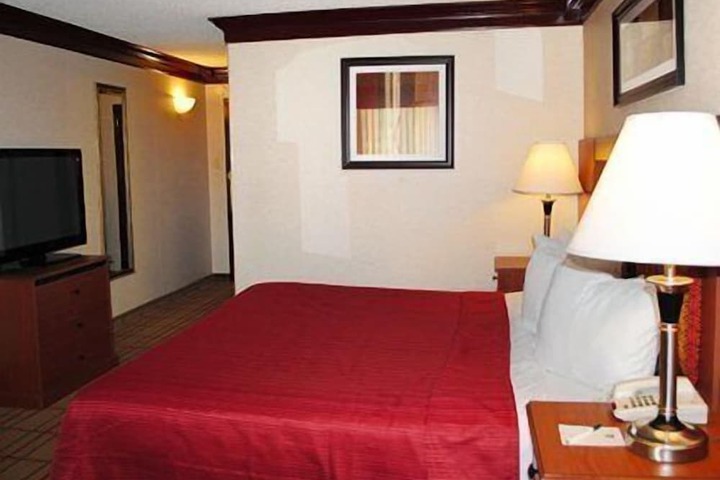 Quality Inn & Conference Center Brattleboro North