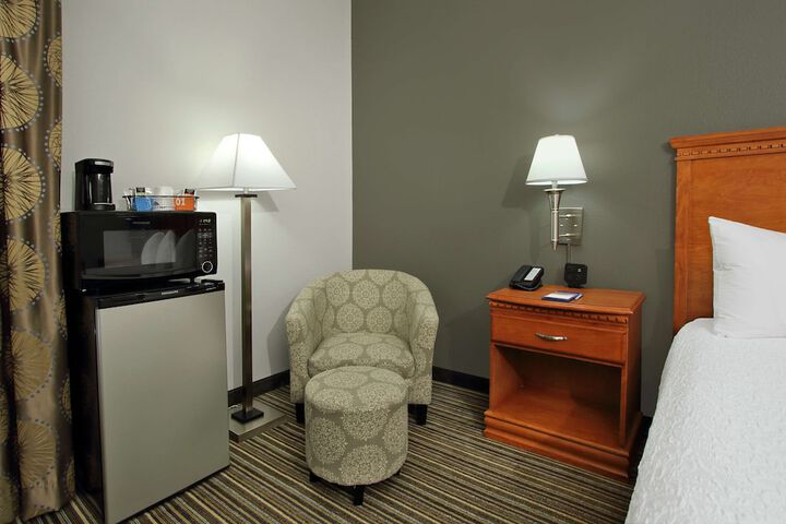 Room 15 of 39