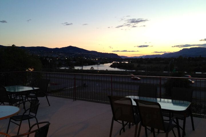 Terrace/Patio 33 of 38