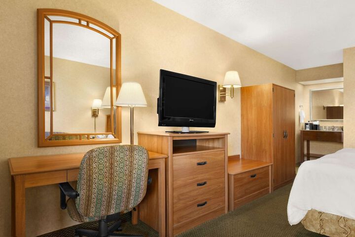 Room 56 of 81