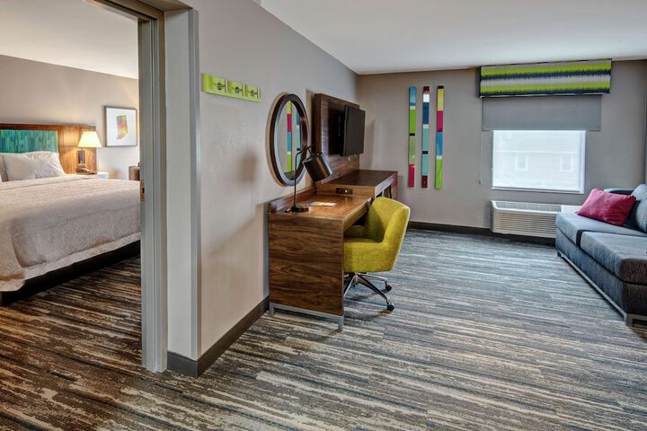 Room 8 of 36