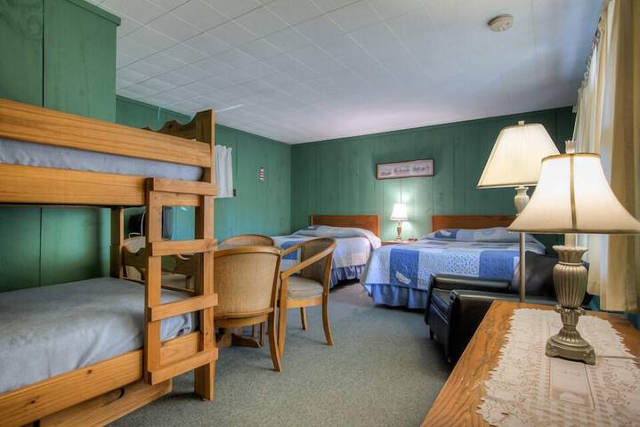 Motel in the Meadow