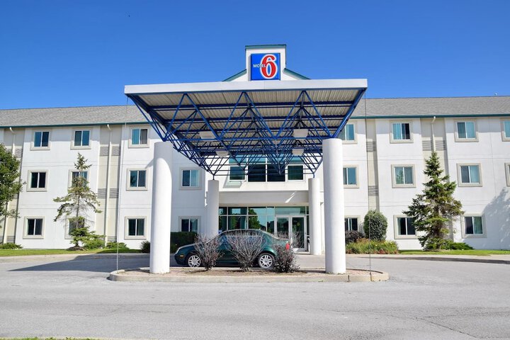 Hotel 9 of 33