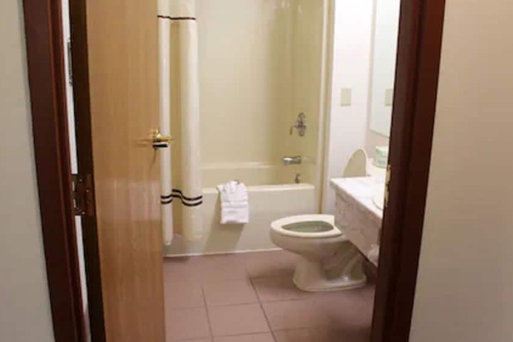 Room 14 of 41