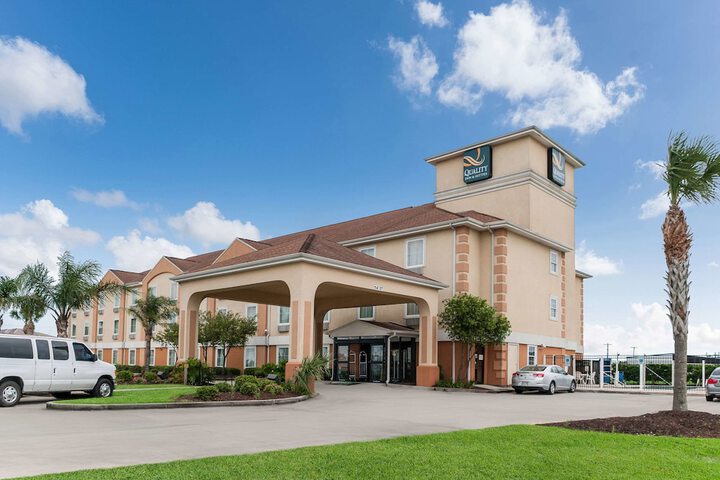 Hotel 2 of 40