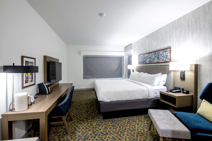 DoubleTree by Hilton Sulphur Lake Charles