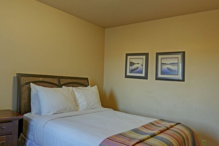 Room 54 of 183