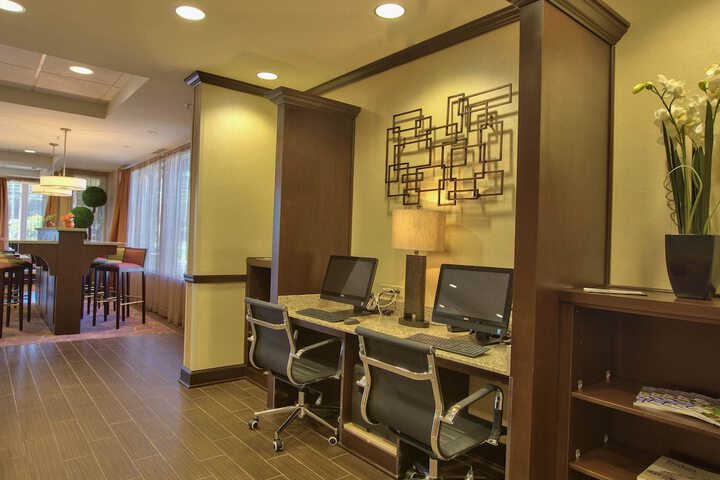 Business Center 43 of 43
