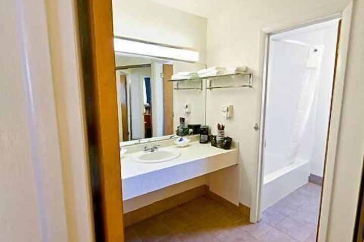 Room 29 of 87