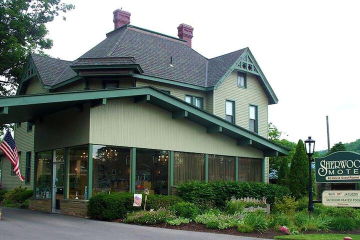 Hotel 2 of 24