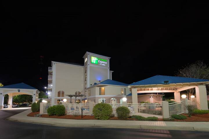 Hotel 3 of 32