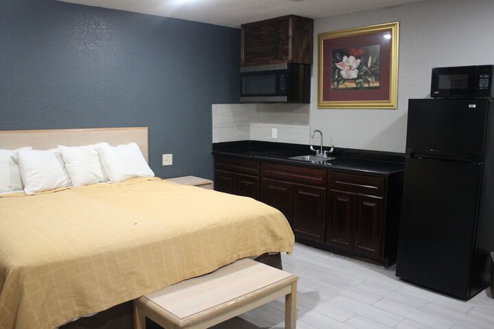 Room 37 of 42