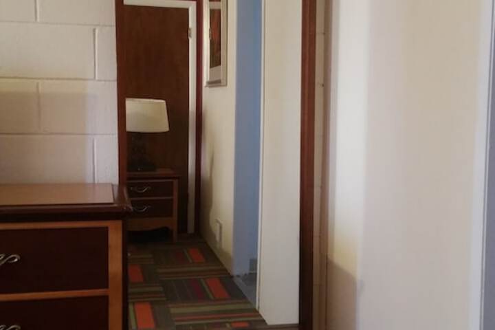 Room 9 of 71