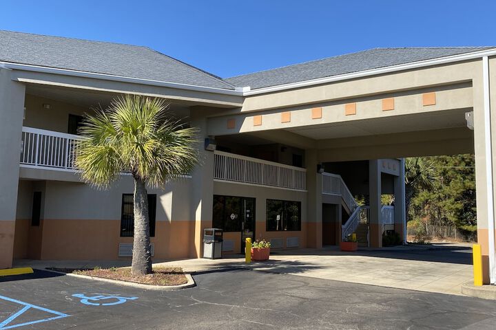 Hotel 3 of 16