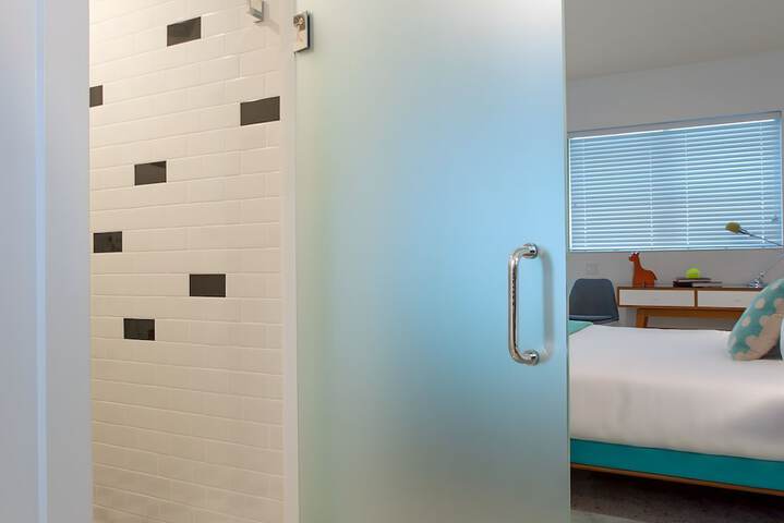 Room 15 of 67