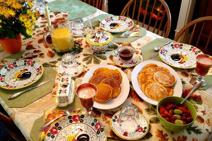 Breakfast/Coffee Service 62 of 78
