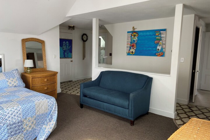 Room 58 of 90