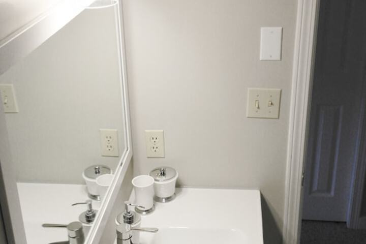 Room 19 of 59