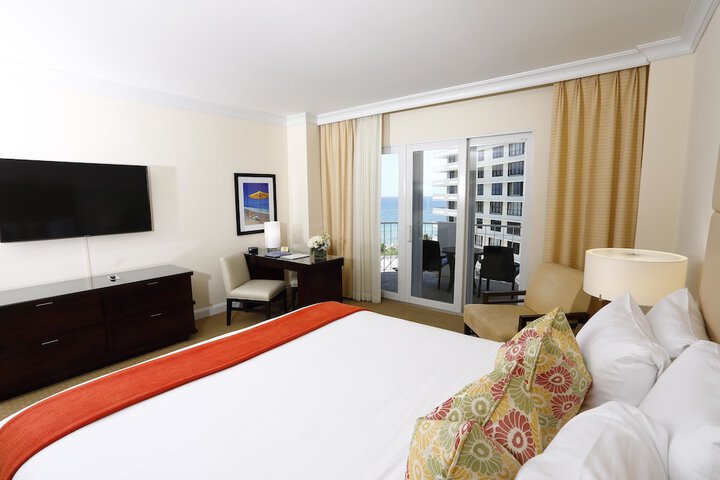 Sea View Hotel Bal Harbour, on the Ocean