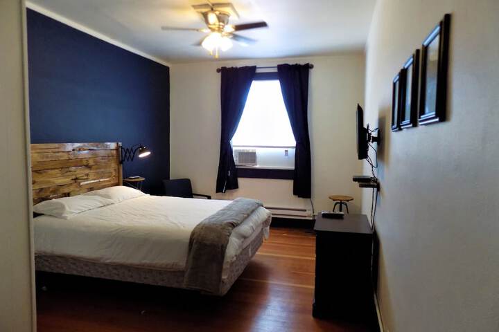Room 33 of 63