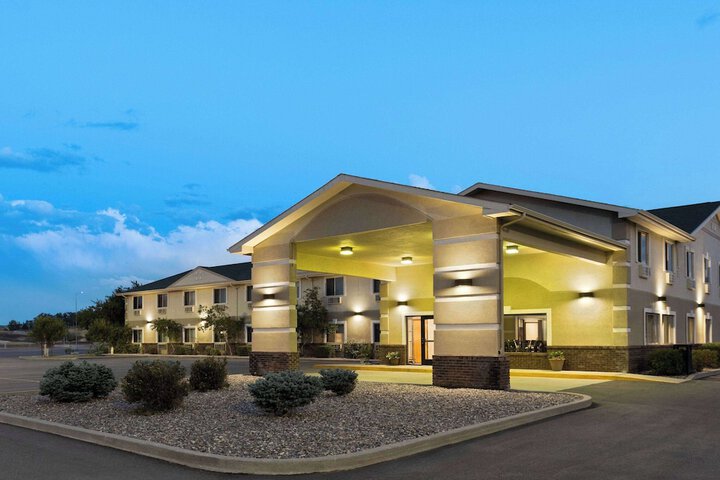 Hotel 3 of 33