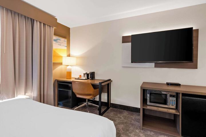 Room 20 of 32