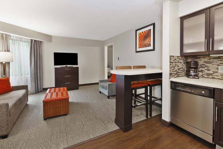 Staybridge Suites Detroit-Utica by IHG