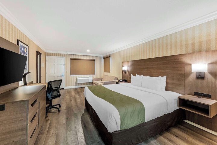 Room 12 of 39