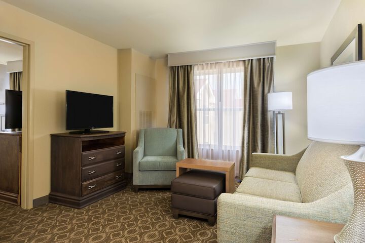 Room 8 of 24