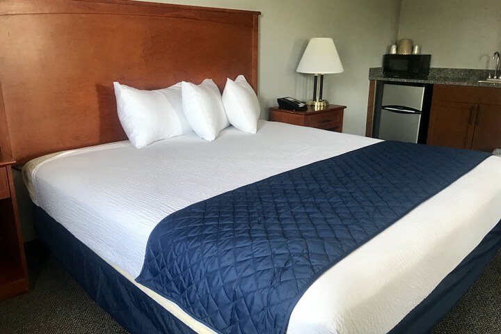 Room 21 of 36