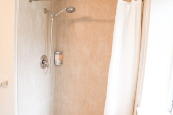 North Seattle Guesthouse