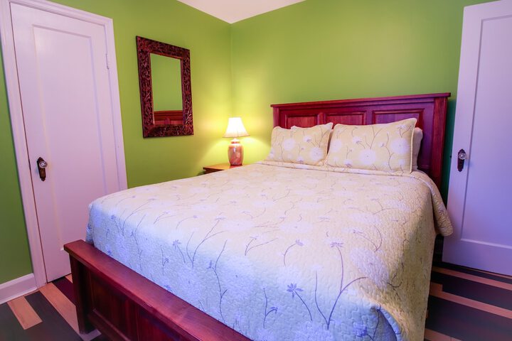 Room 106 of 140