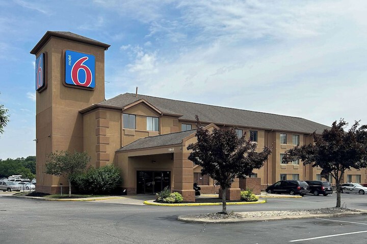 Motel 6 Indianapolis IN - Airport